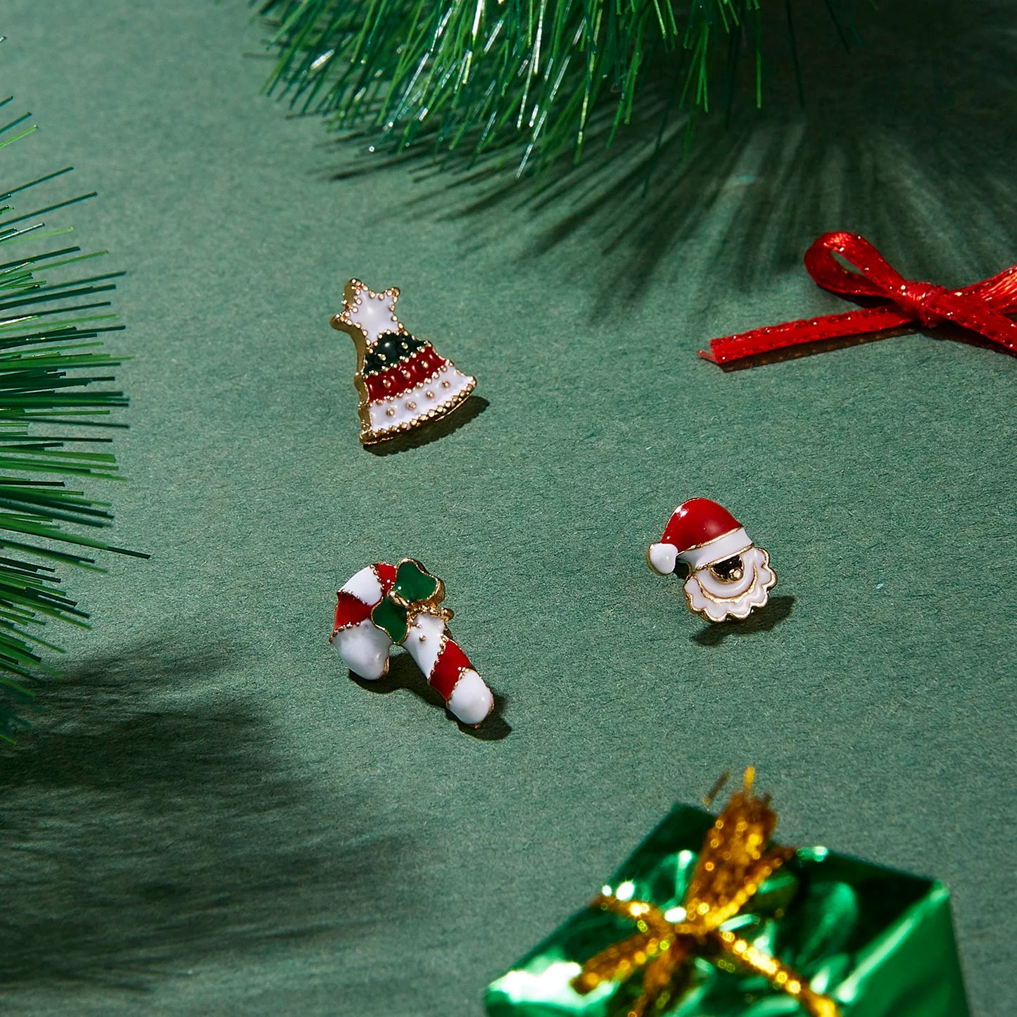 Christmas Small Brooches Set for Gifts
