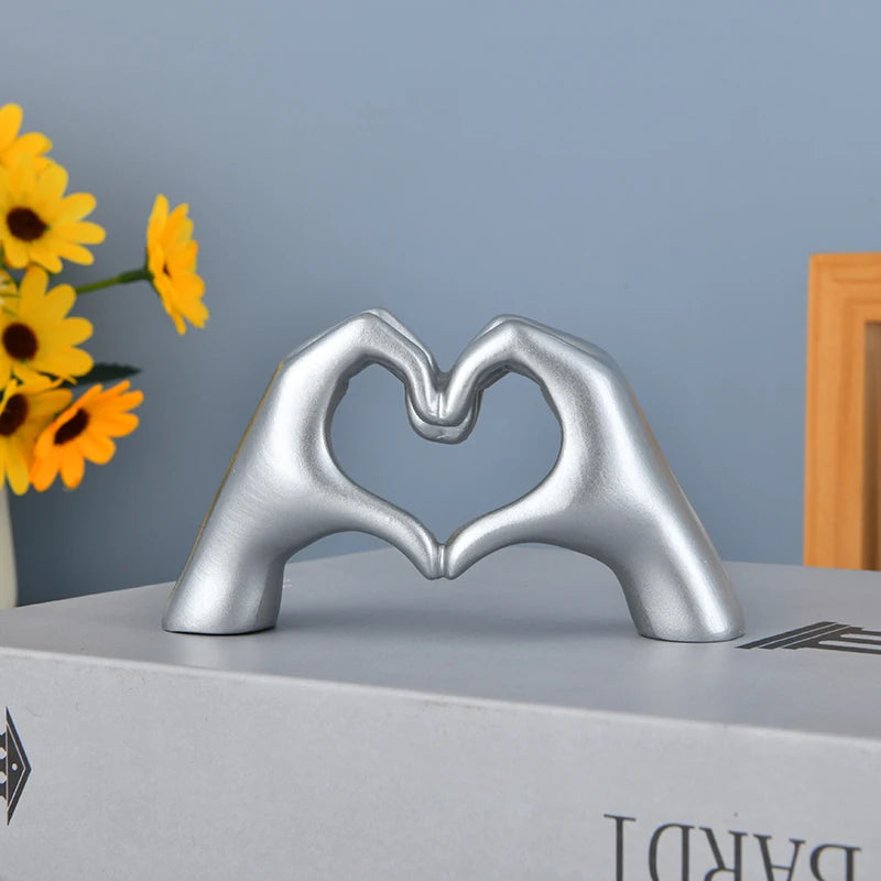 Heart-shaped Finger Combination Statue Expressing Love Gesture for Home Decor