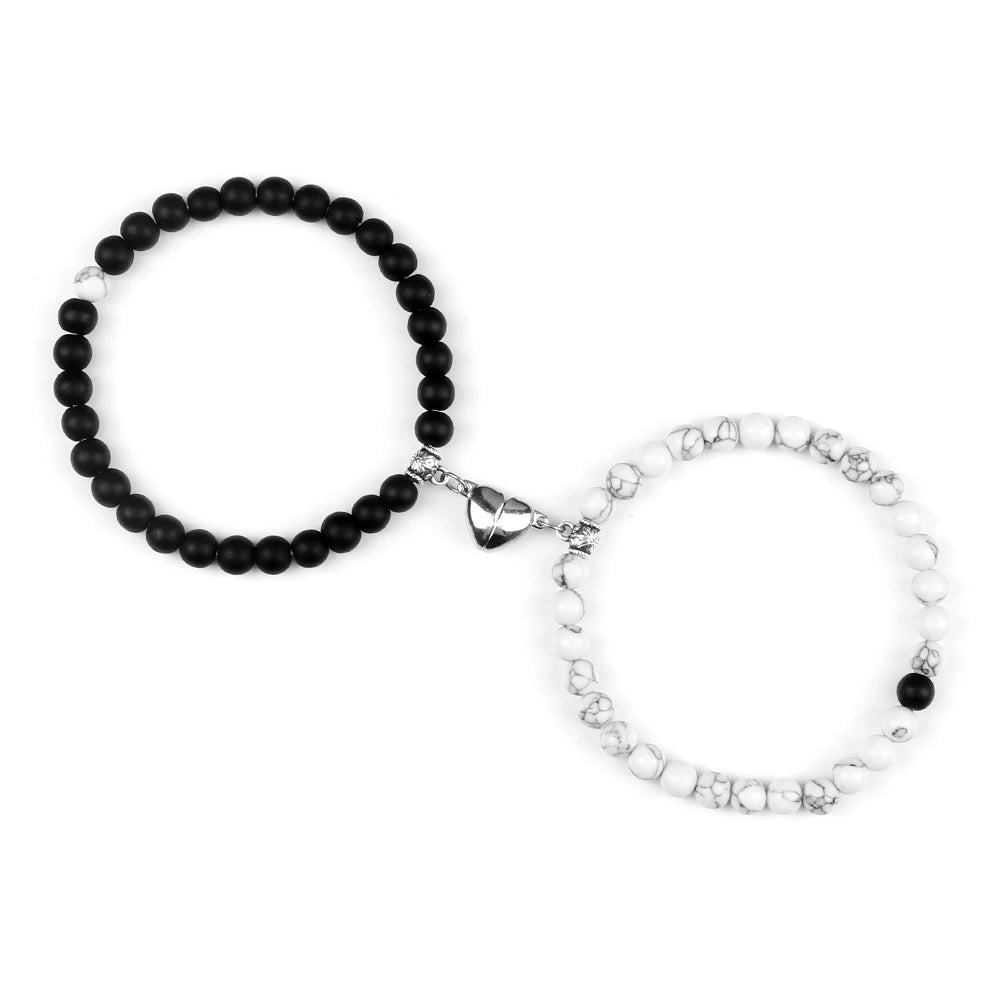 Gift for Couples with_Magnet_Connecting_Heart_Shape_Pendant